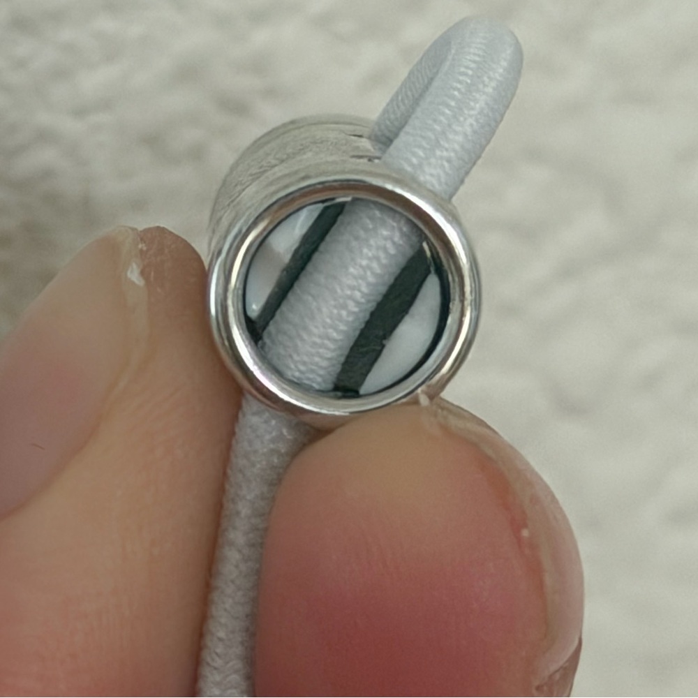 Moncler Women's Gaia White Quilted Snow Boots Shoes Down 9 39 - Picture 8 of 8